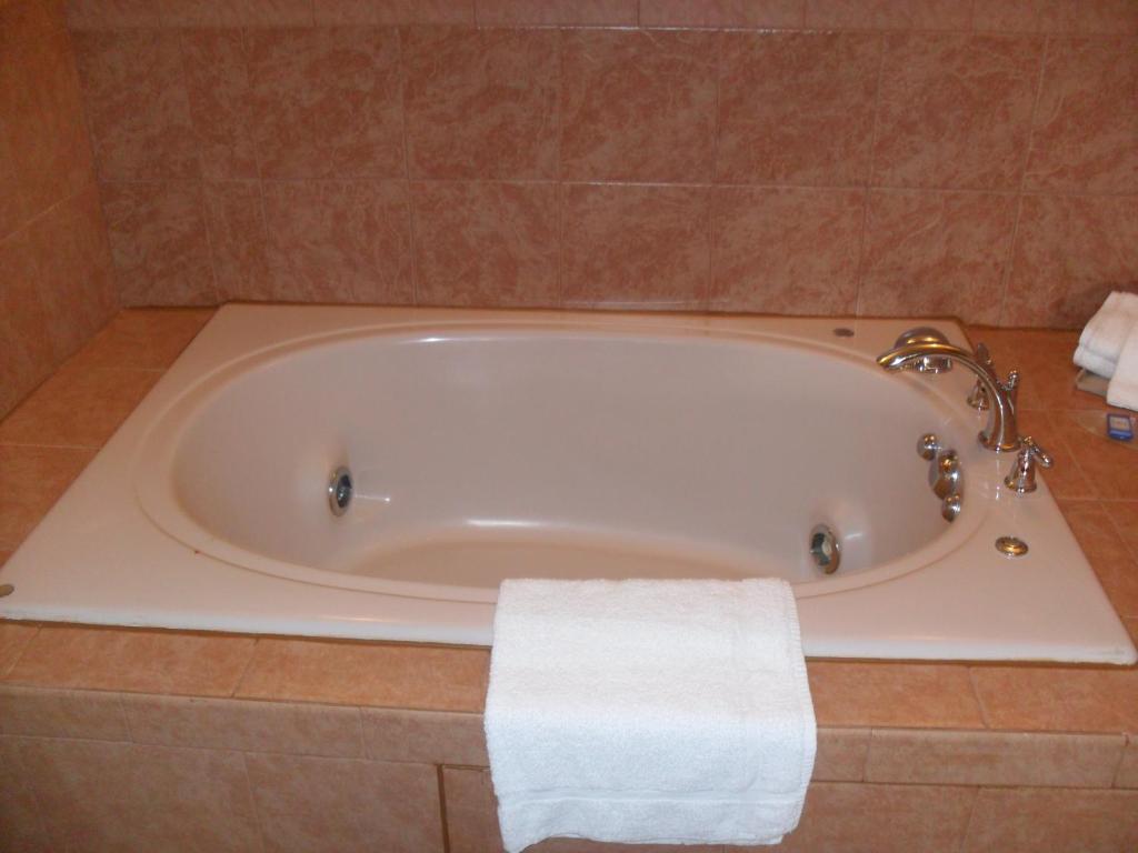 Newport News Inn Quarto foto